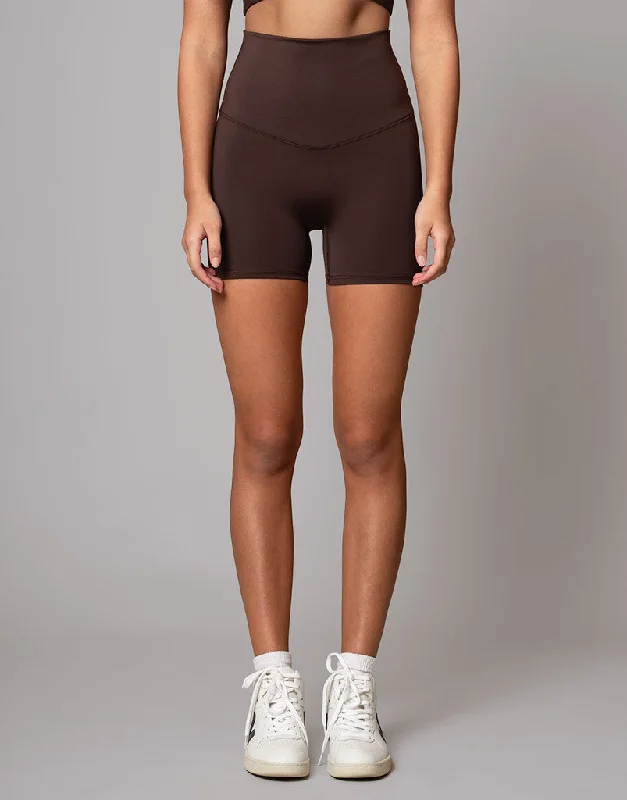 Freestyle Flat Front Short Chocolate